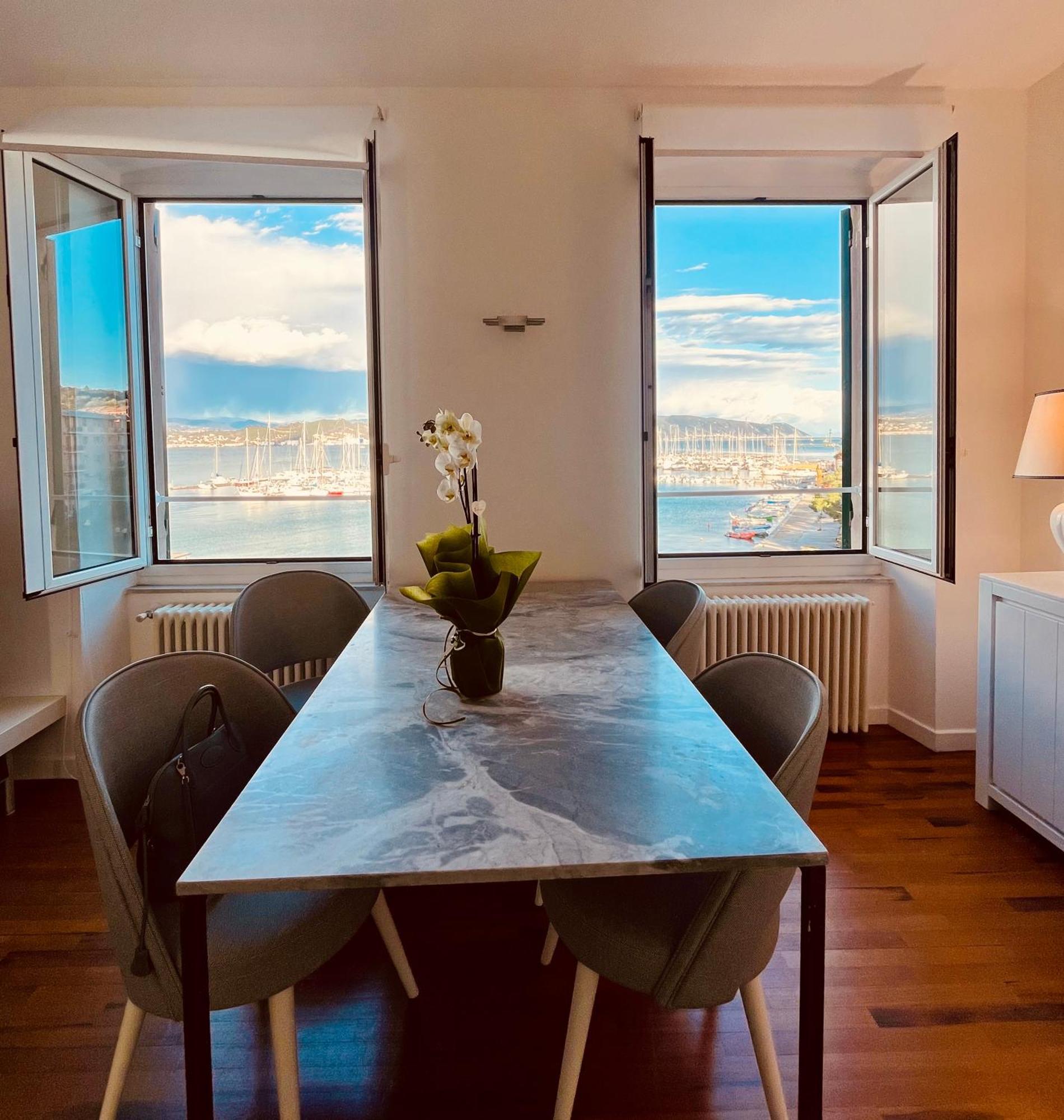 About Italy Holiday Rooms And Apartments Porto Venere Exterior photo